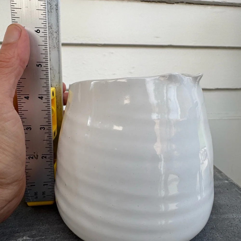 Modern organic White Ceramic Vase - Picture 5 of 8